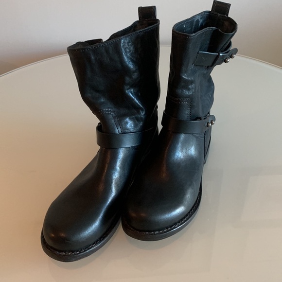 Rag and Bone motorcycle boots, black with silver hardware, size 39.5. - Picture 2 of 8